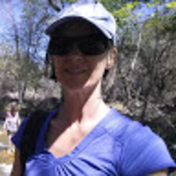 Meet your Posher, Anastacia - Picture 2 of 2